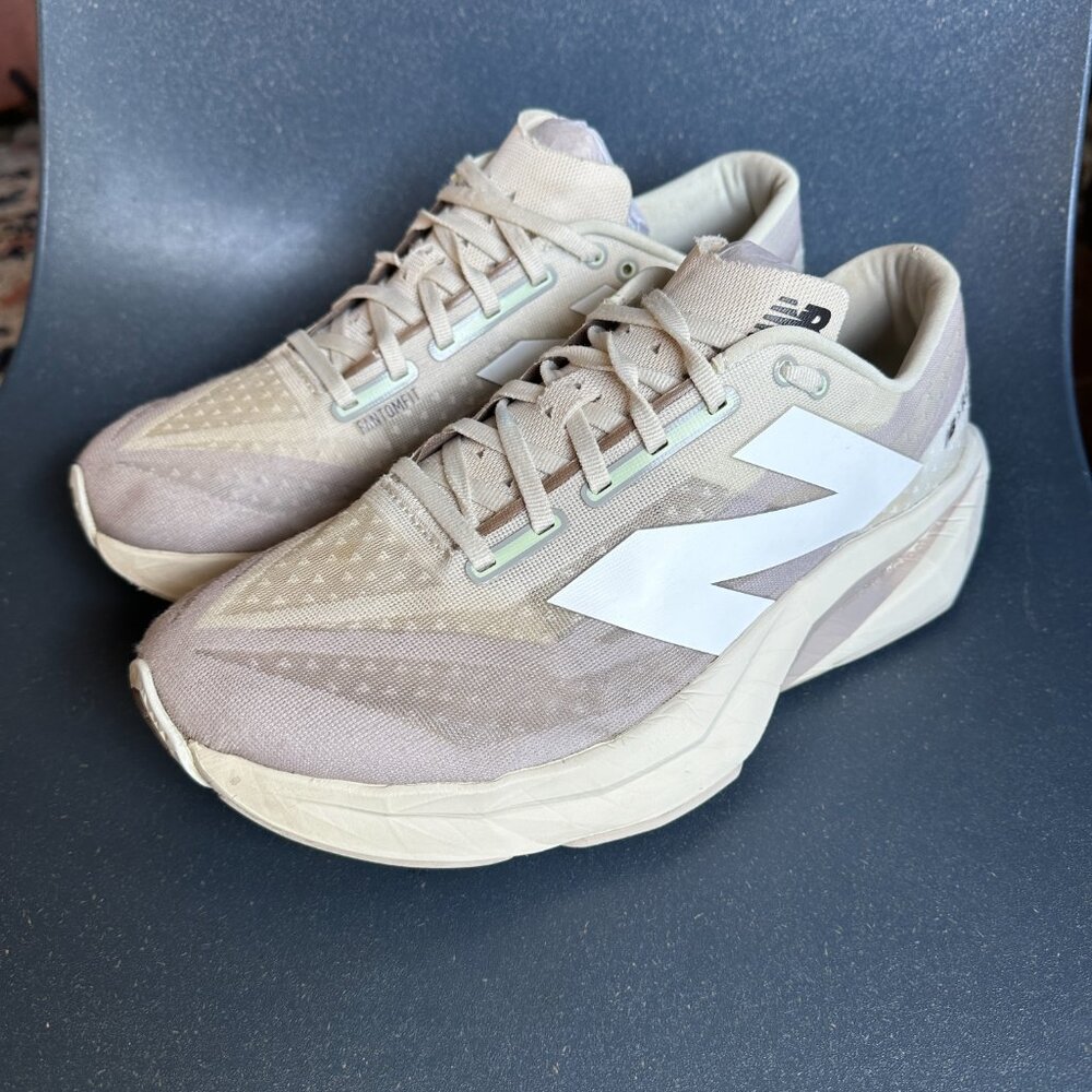 New Balance FuelCell Rebel v4 -Sydney McLaughlin-Levrone Linen Moonrock - 12 D